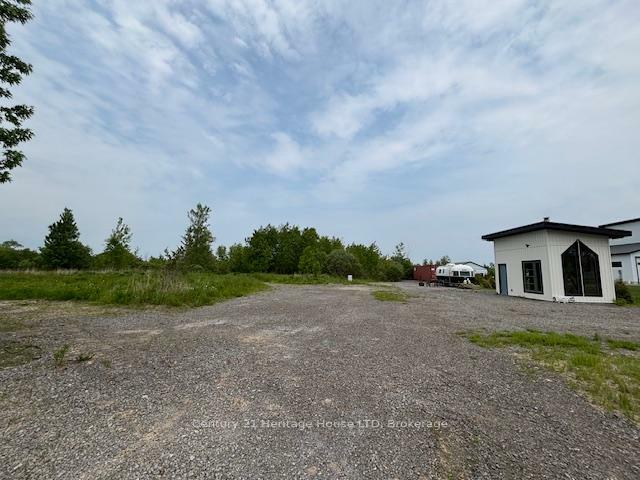 655 Pleasant Beach Road  Port Colborne ON L0S 1R0 photo
