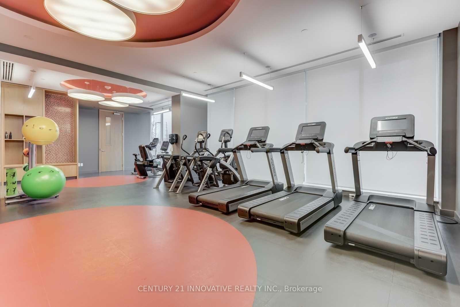 Photo de la propriété: 20 Thomas Riley Road 1604 ON M9B 1B3