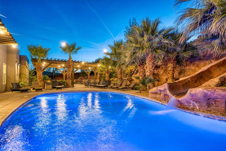 Property Photo:  4582 S 1500 W  UT 84737 
