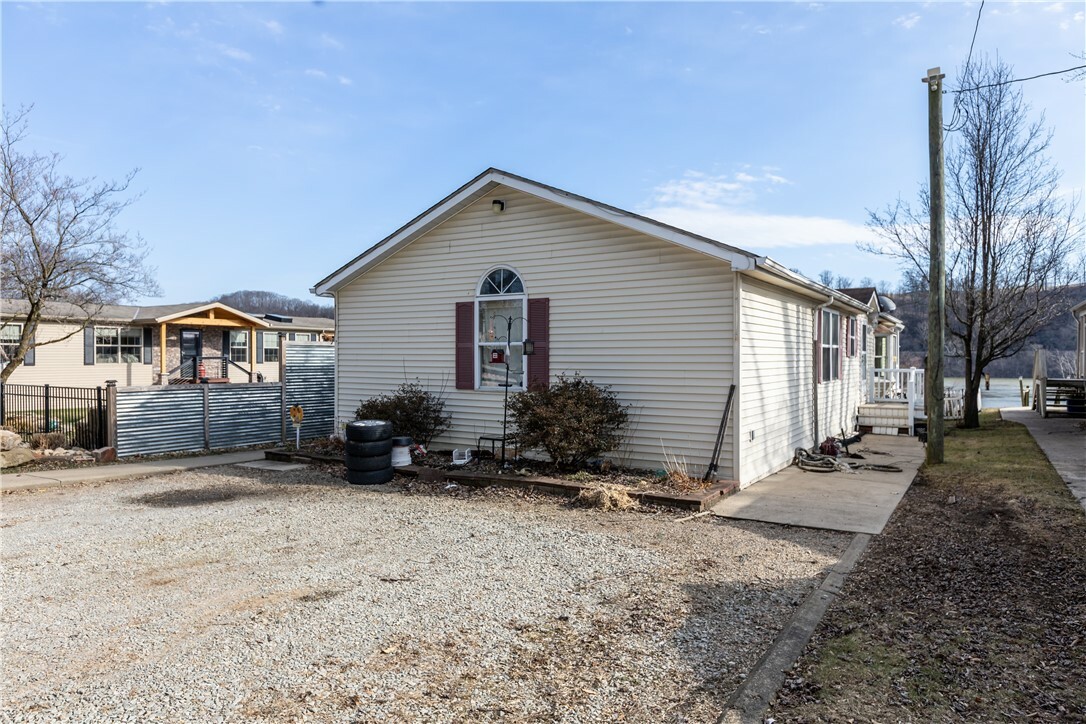 Property Photo: 2 Denny Est PA 15238
