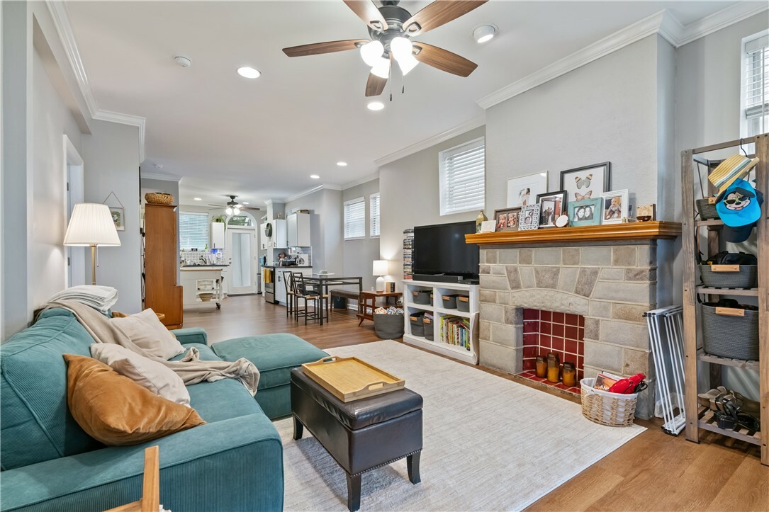 Property Photo: 1503 Kenberma Ave PA 15216
