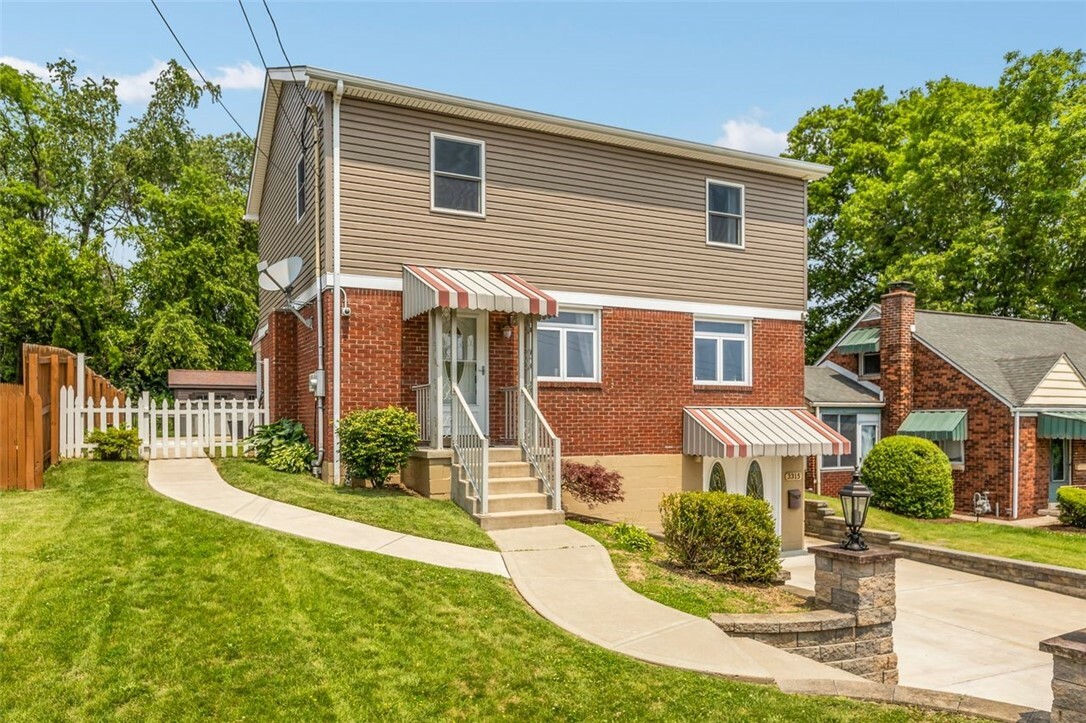Property Photo: 3315 Crestview Dr PA 15137