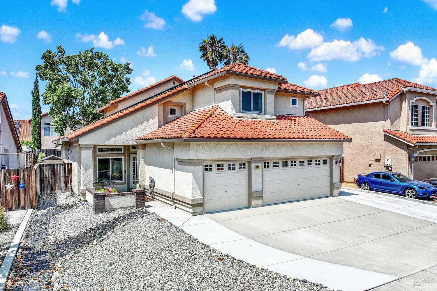 Property Photo: 403 Eagle Lane CA 95687