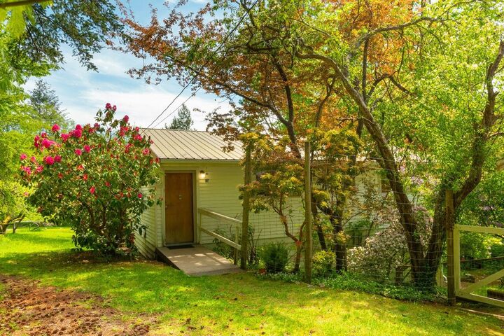 Property Photo: 508 Collins Road BC V0N 1G1
