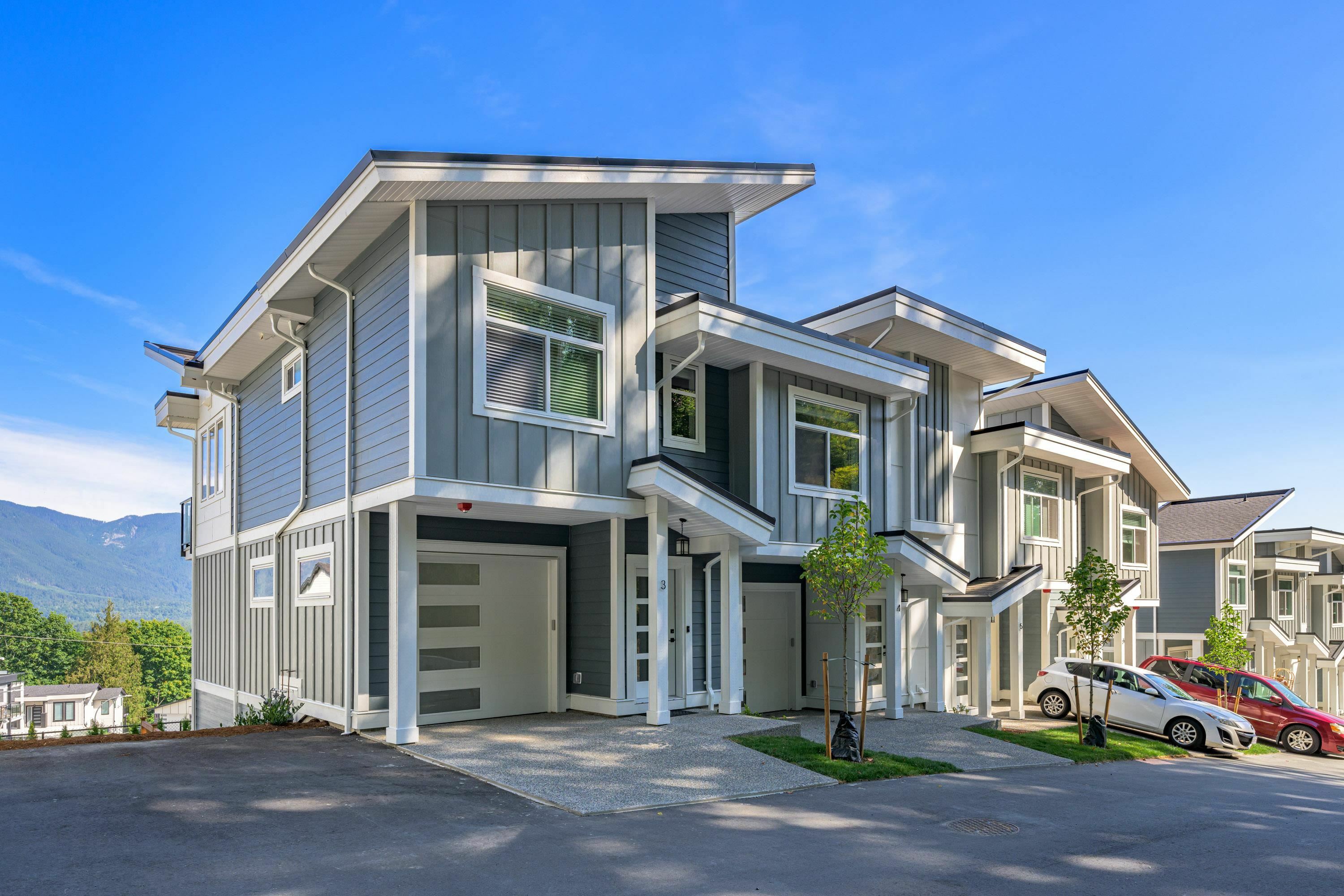 Property Photo: 43998 Chilliwack Mountain Road 24 BC V2R 4A1