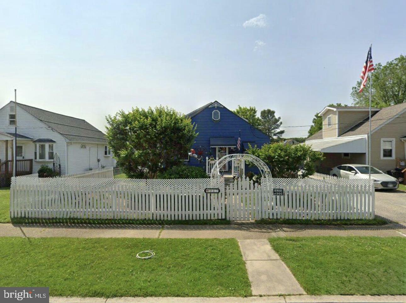 Property Photo: 947 Martin Road MD 21221