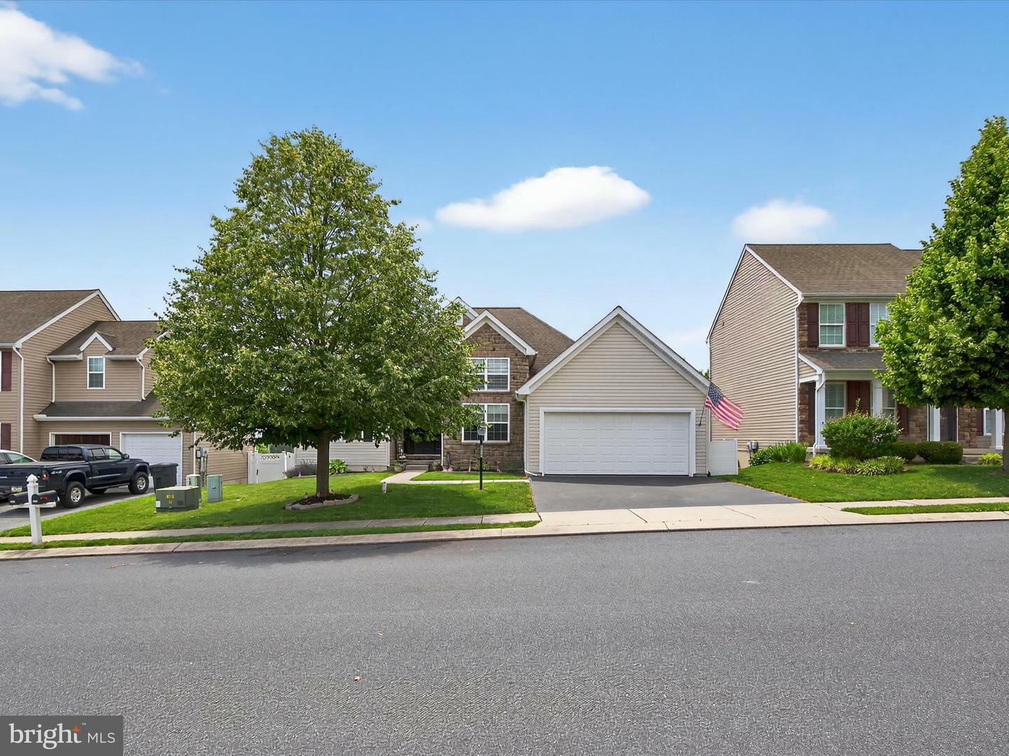 Property Photo: 6049 Bayberry Avenue PA 17545