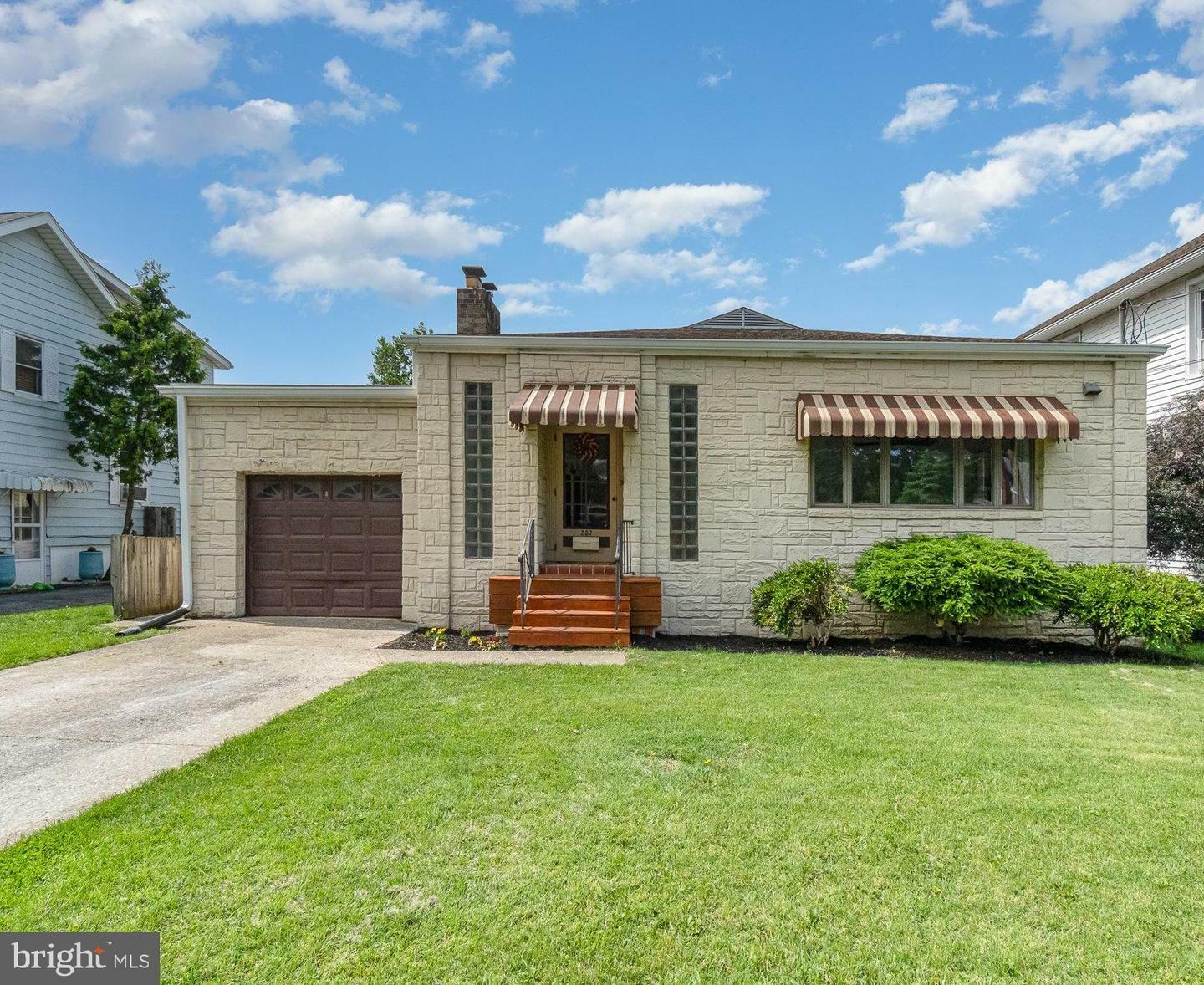 257 Clark Street  Lemoyne PA 17043 photo