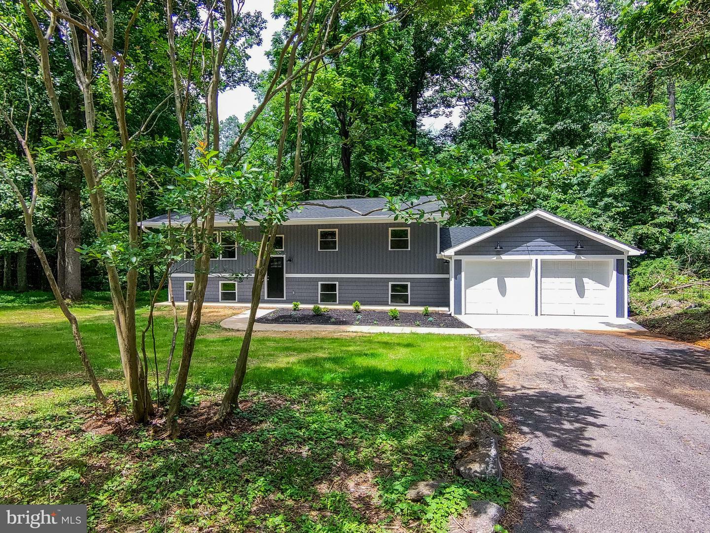Property Photo: 95 Devon Way WV 25443