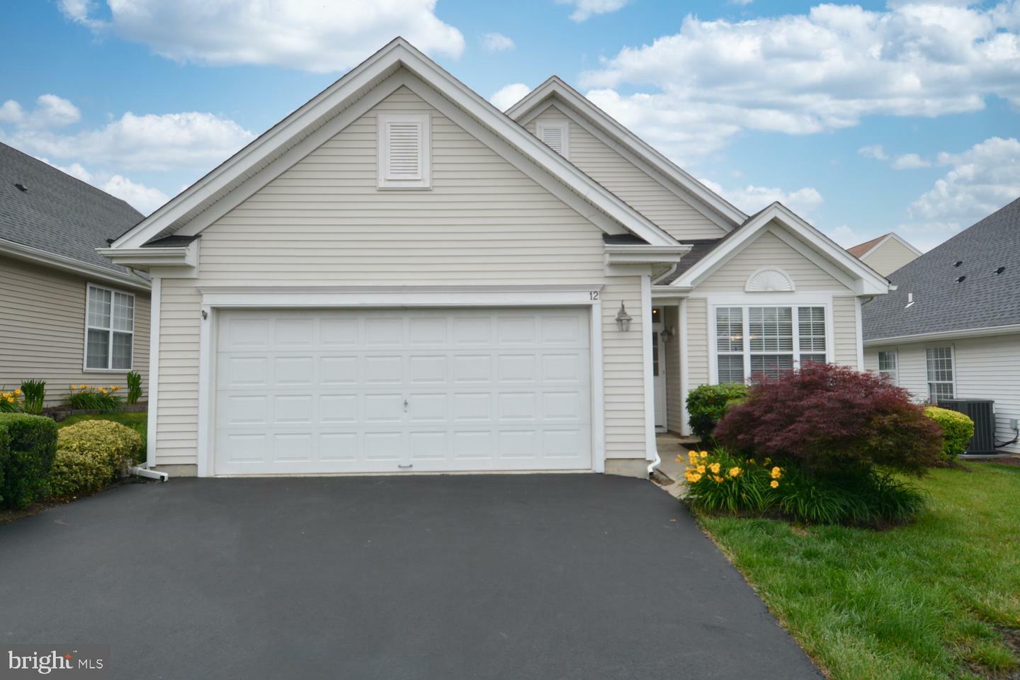 12 Atrium Drive  Trenton NJ 08620 photo