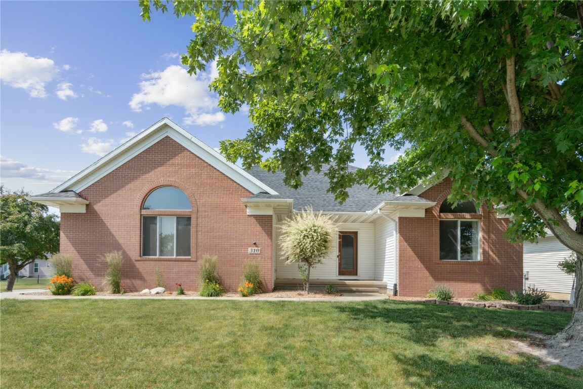 310 34th Avenue  Marion IA 52302 photo