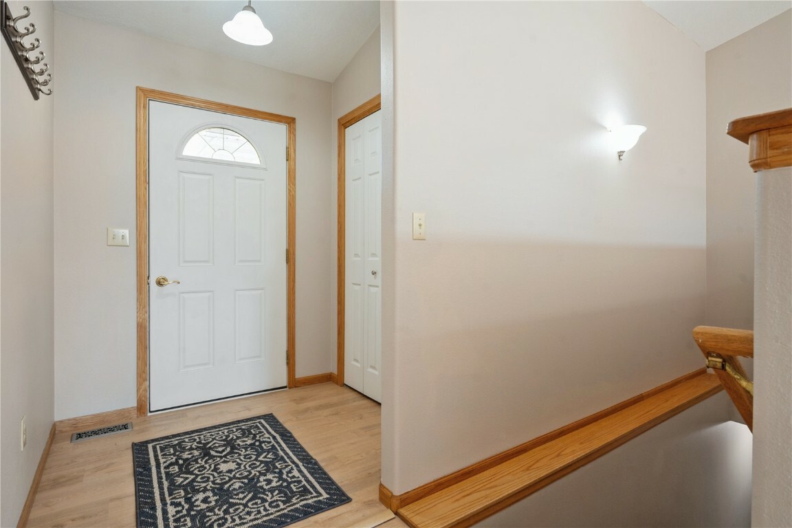 Property Photo:  602 Grace Ave  IA 52345 