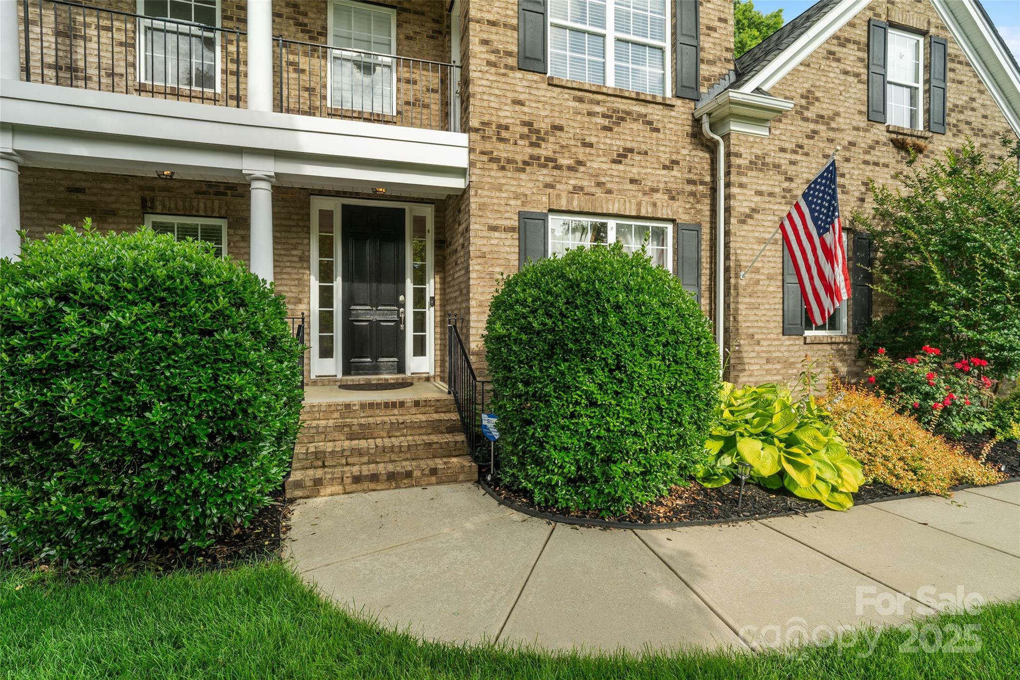 Property Photo: 1812 Mill Chase Lane NC 28173