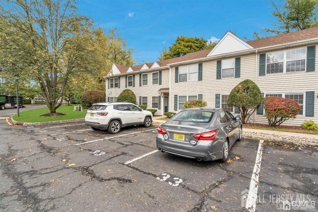 Property Photo:  31 Hanover Square  NJ 08846 