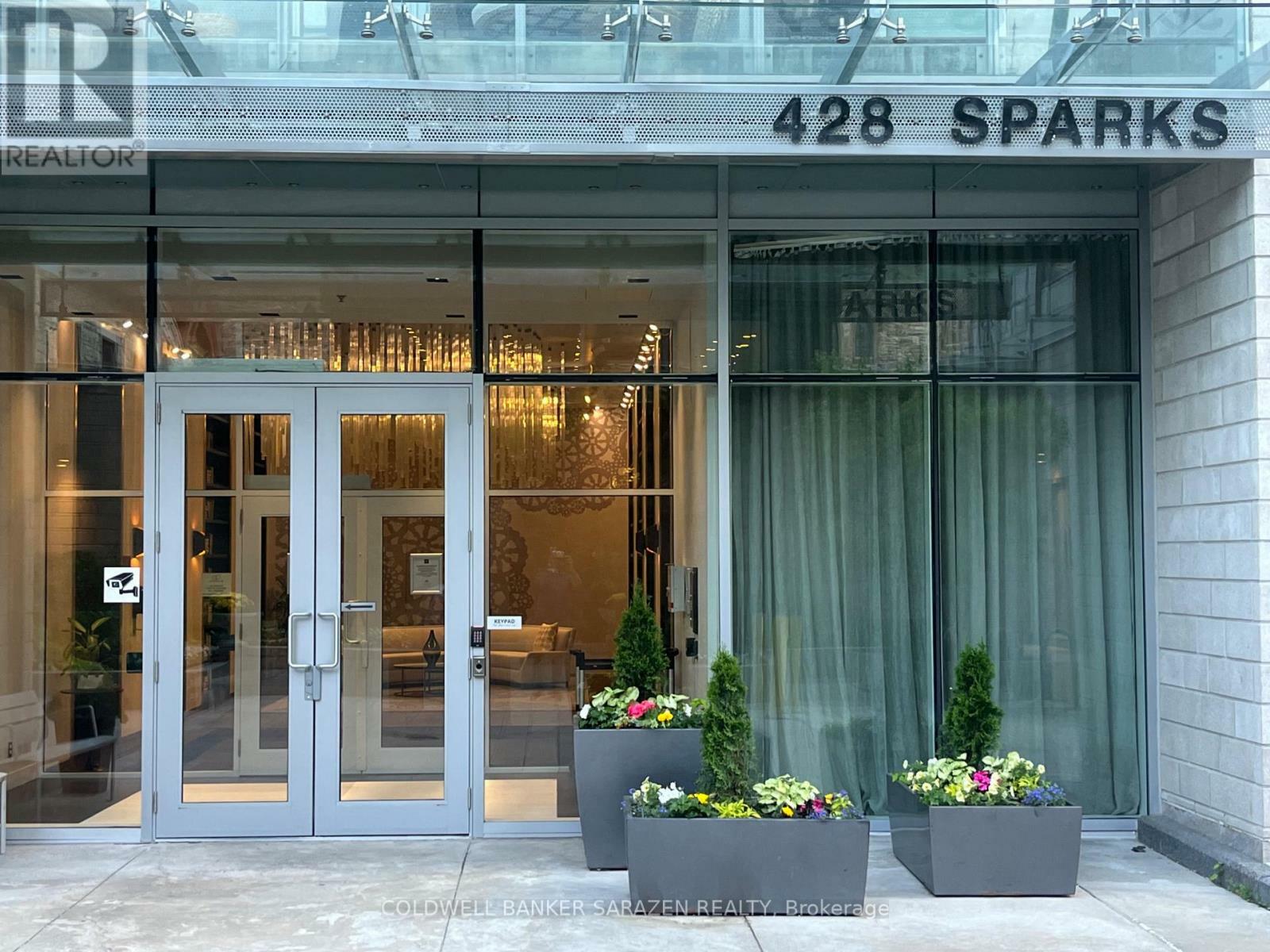 Photo de la propriété: 428 Sparks Street 1501 ON K1R 0B3