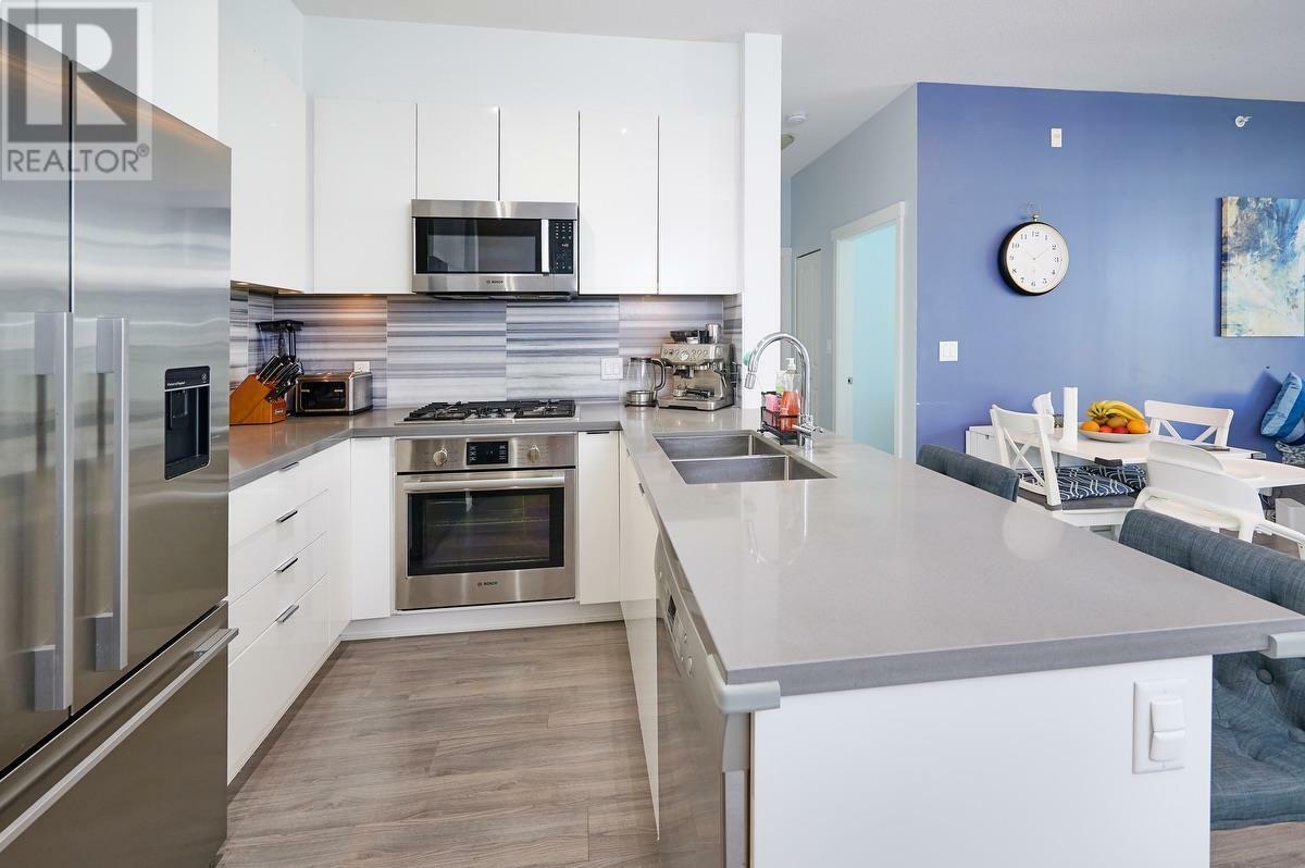 Property Photo: 3168 Riverwalk Avenue 503 BC V5S 0B8