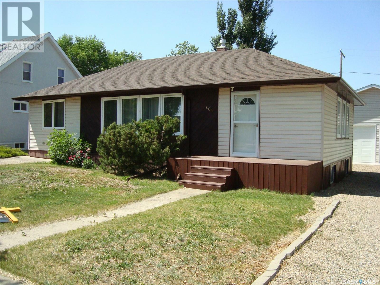 Property Photo: 403 Centre Street SK S0N 0J0