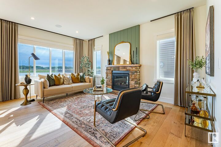 Property Photo:  18 Emerald Way  AB T7X 2Y4 