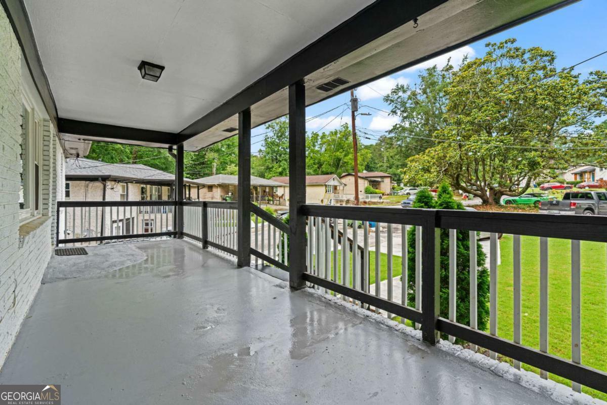 Property Photo: 2266 Kennedy Court NW GA 30318