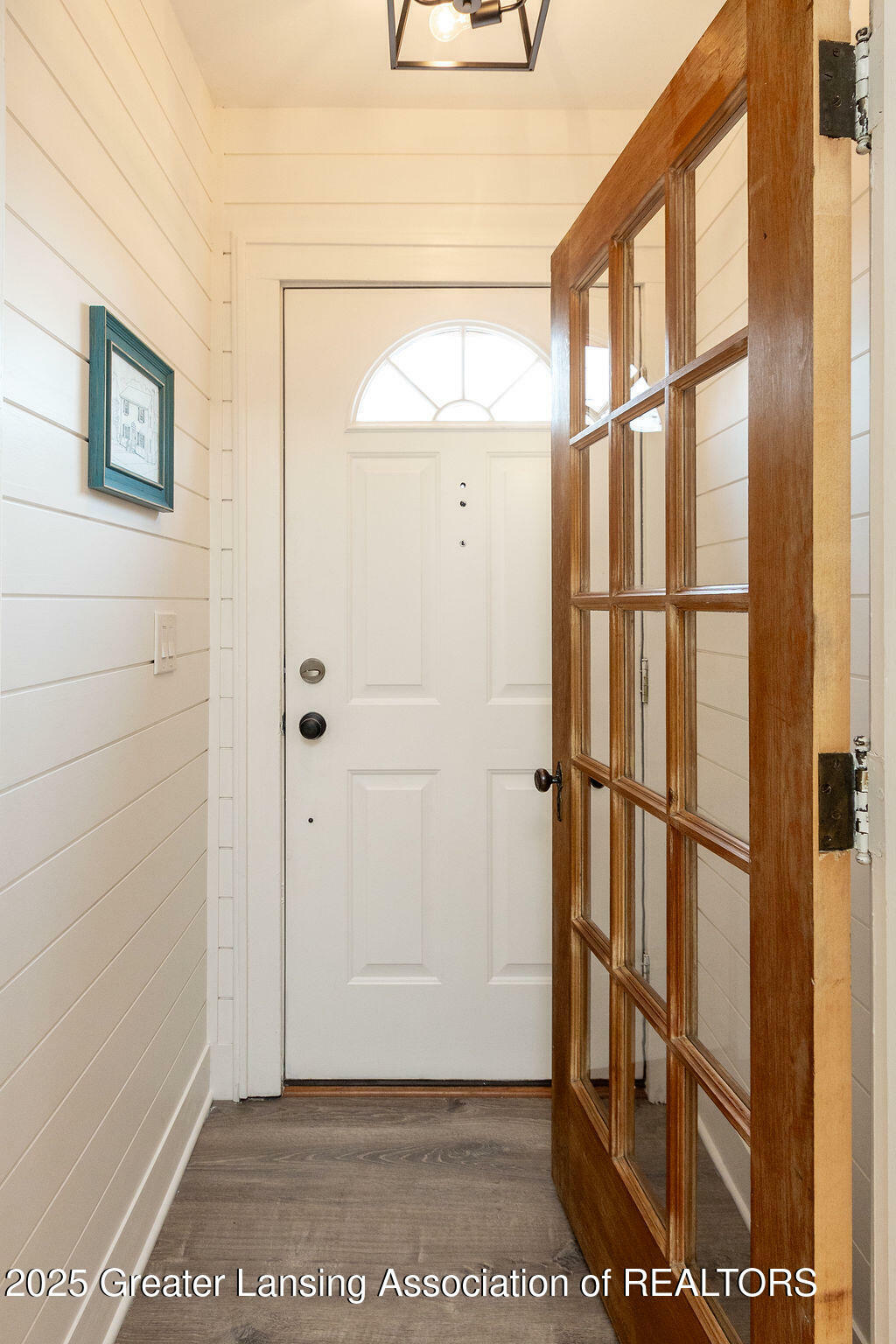 Property Photo: 720 N Fairview Avenue MI 48912