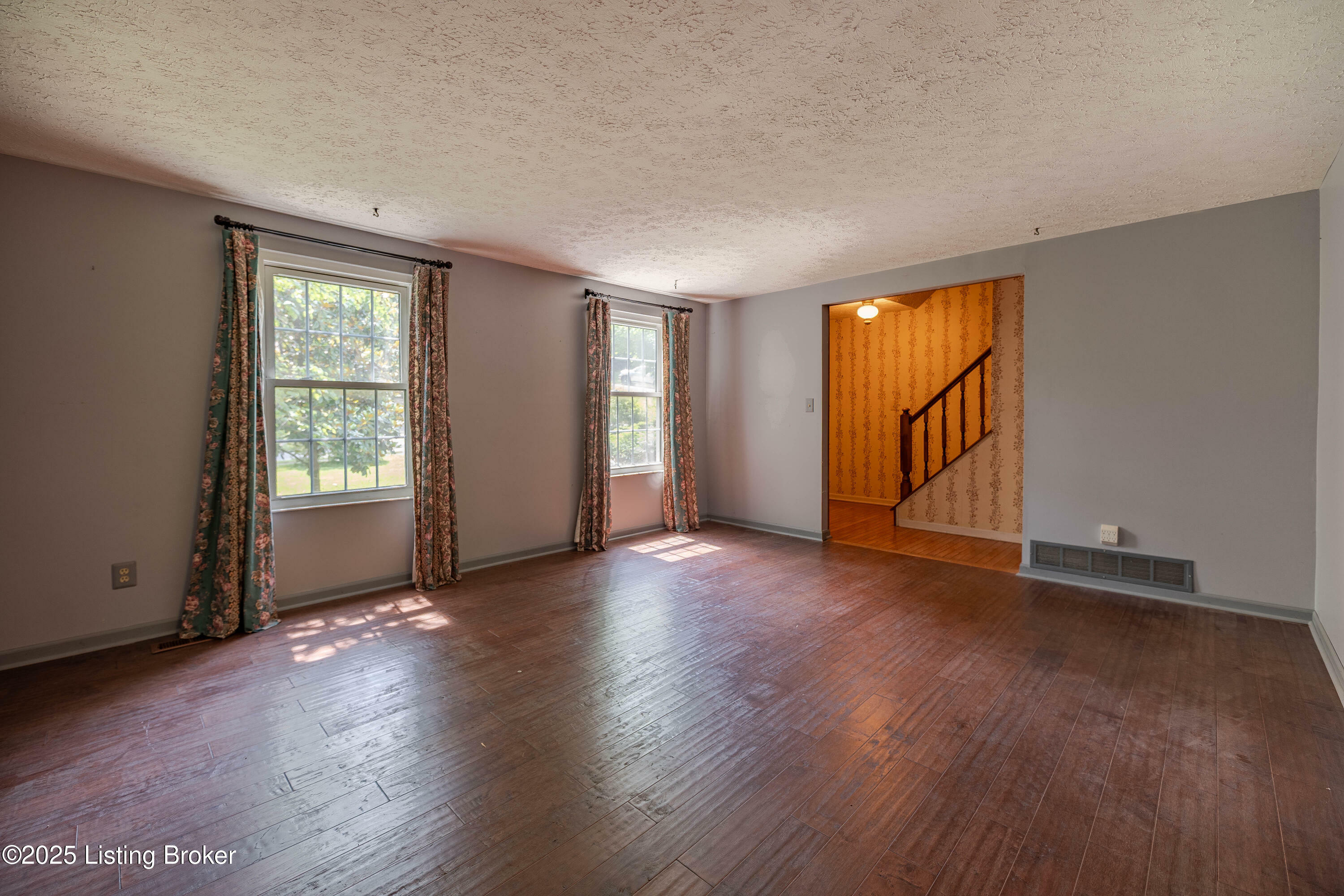 Property Photo: 9326 Plumwood Pl KY 40014