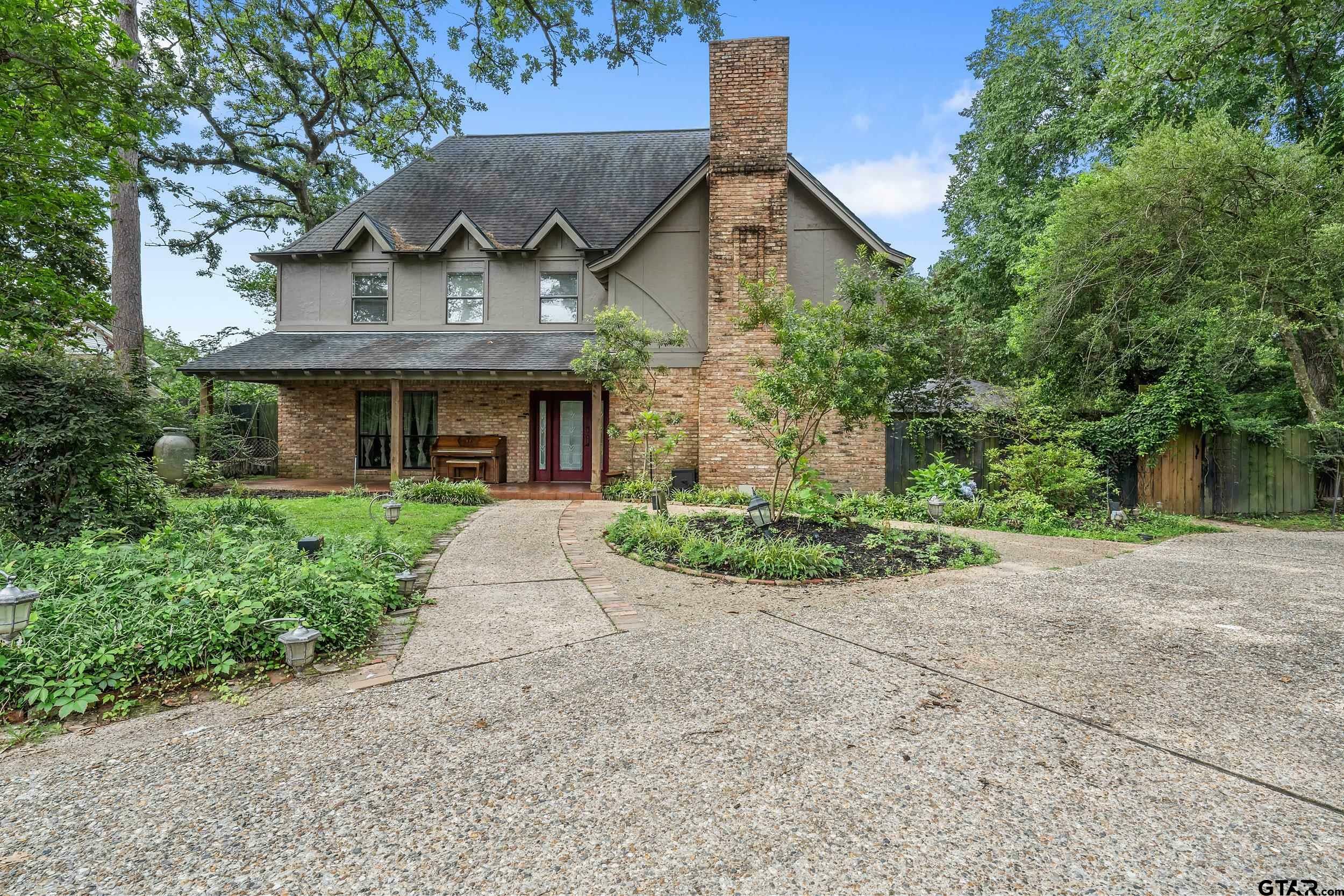 Property Photo: 725 Purdue TX 75701