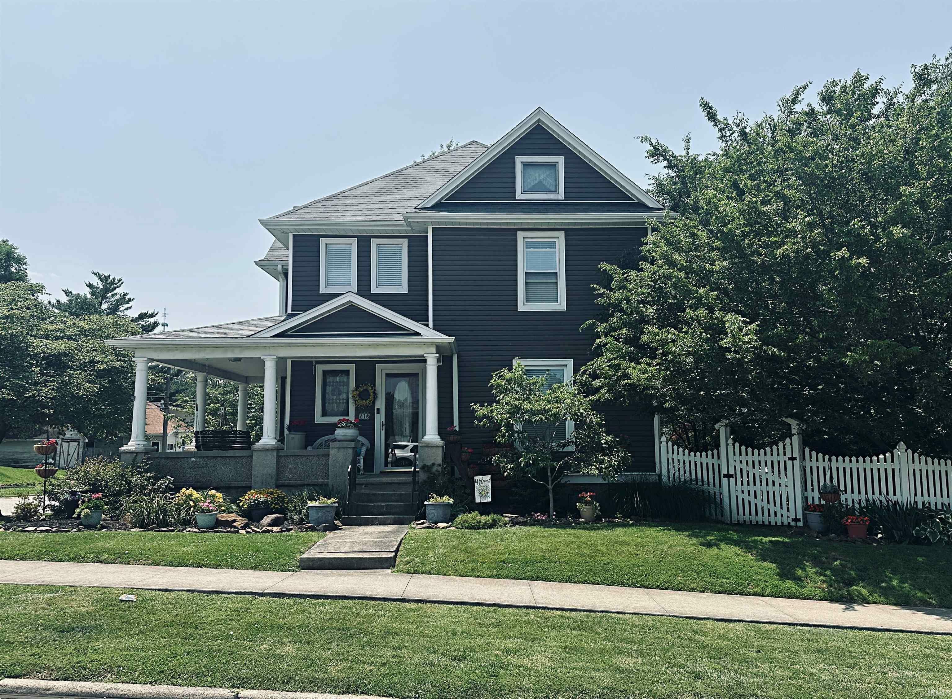 Property Photo: 715 SE 2nd Street IN 47501