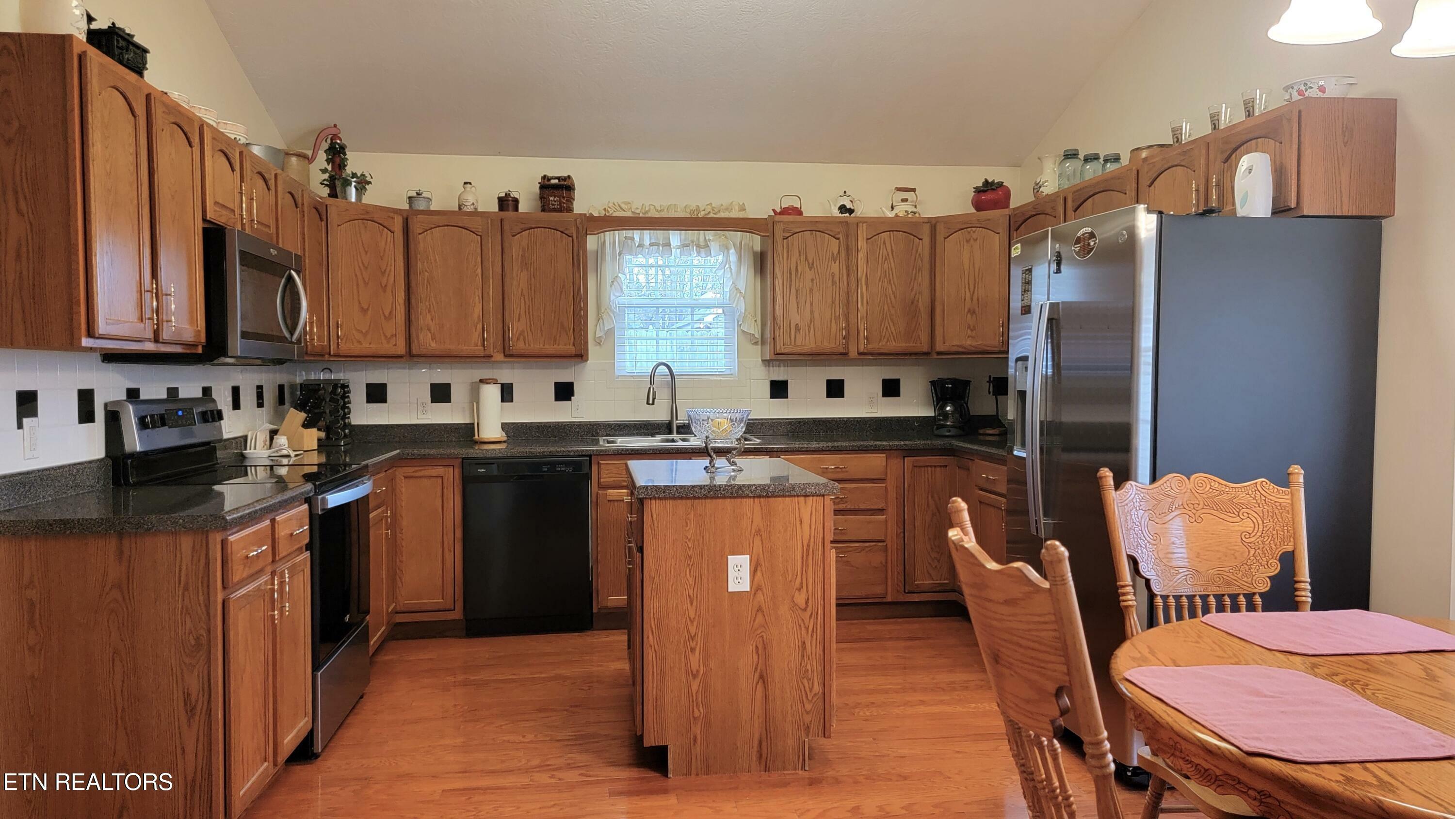Property Photo: 8405 Reality Lane TN 37721