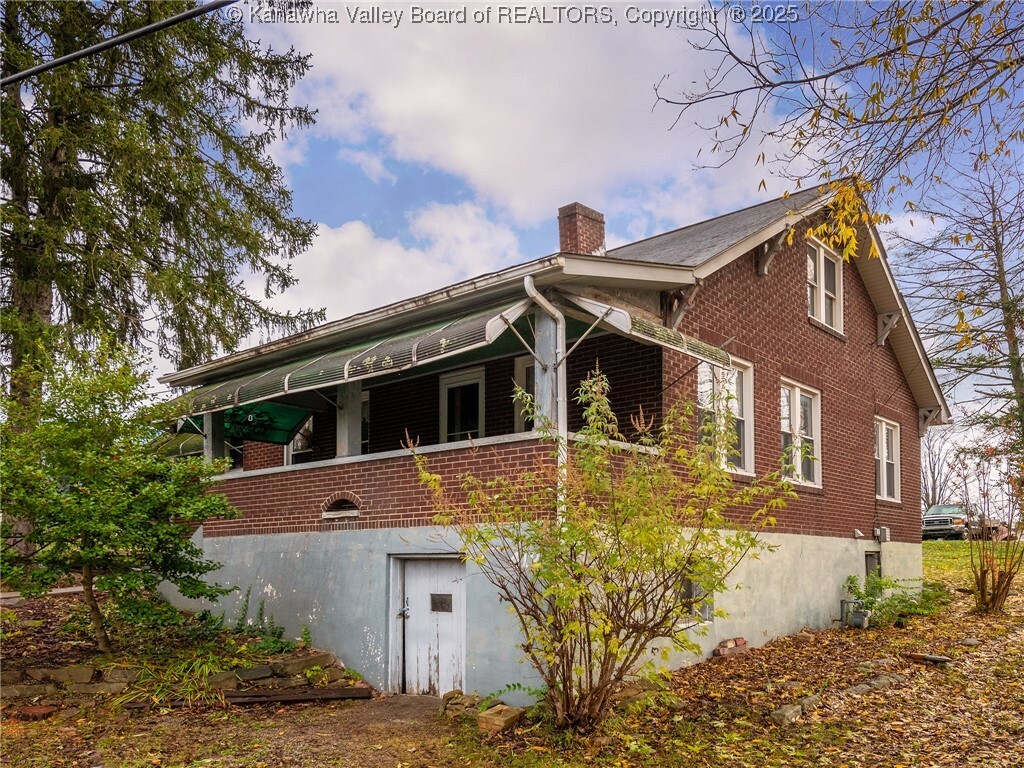 Property Photo: 412 C Street WV 25177