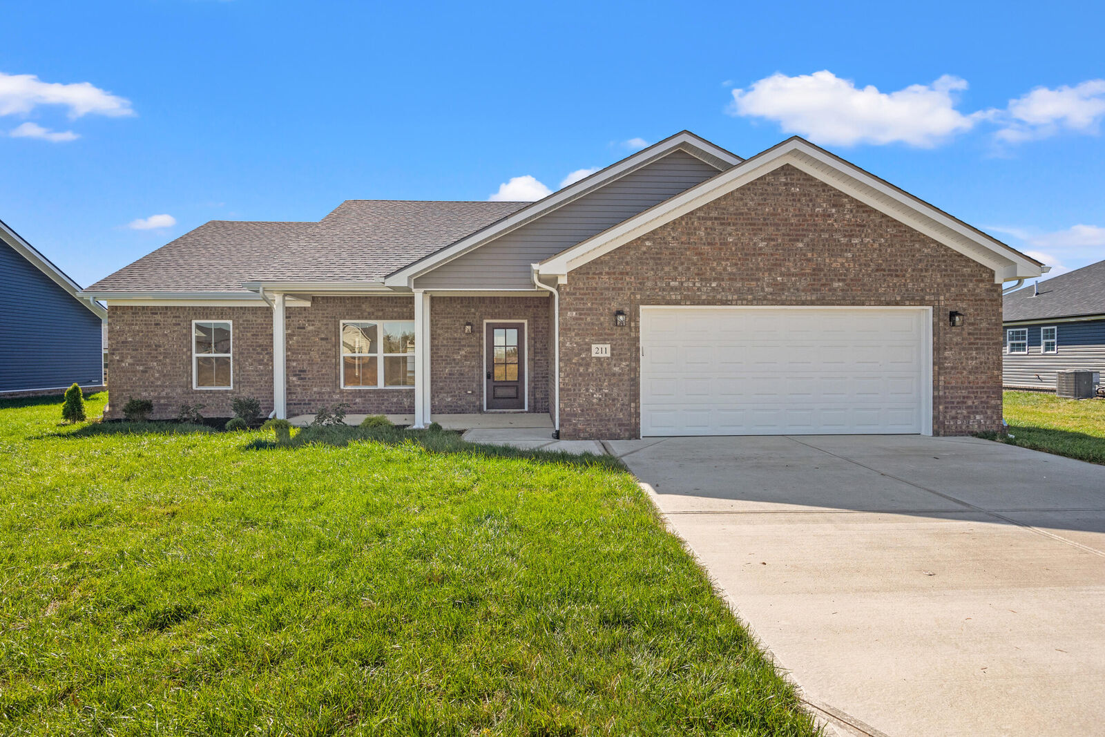 Property Photo:  211 Navajo Drive  KY 40475