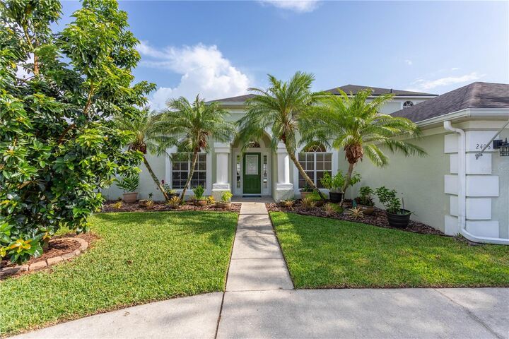 Property Photo:  2406 Blossomwood Drive  FL 32765 