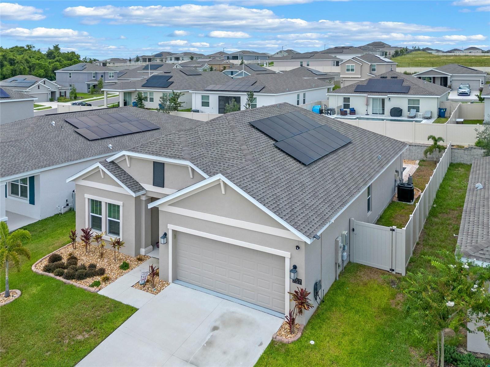 Property Photo:  757 Citrus Reserve Boulevard  FL 33837 