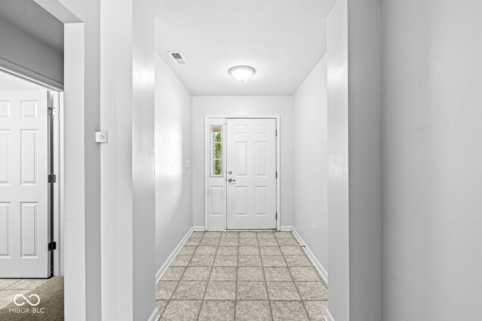 Property Photo: 5409 Brandywine Drive IN 46075