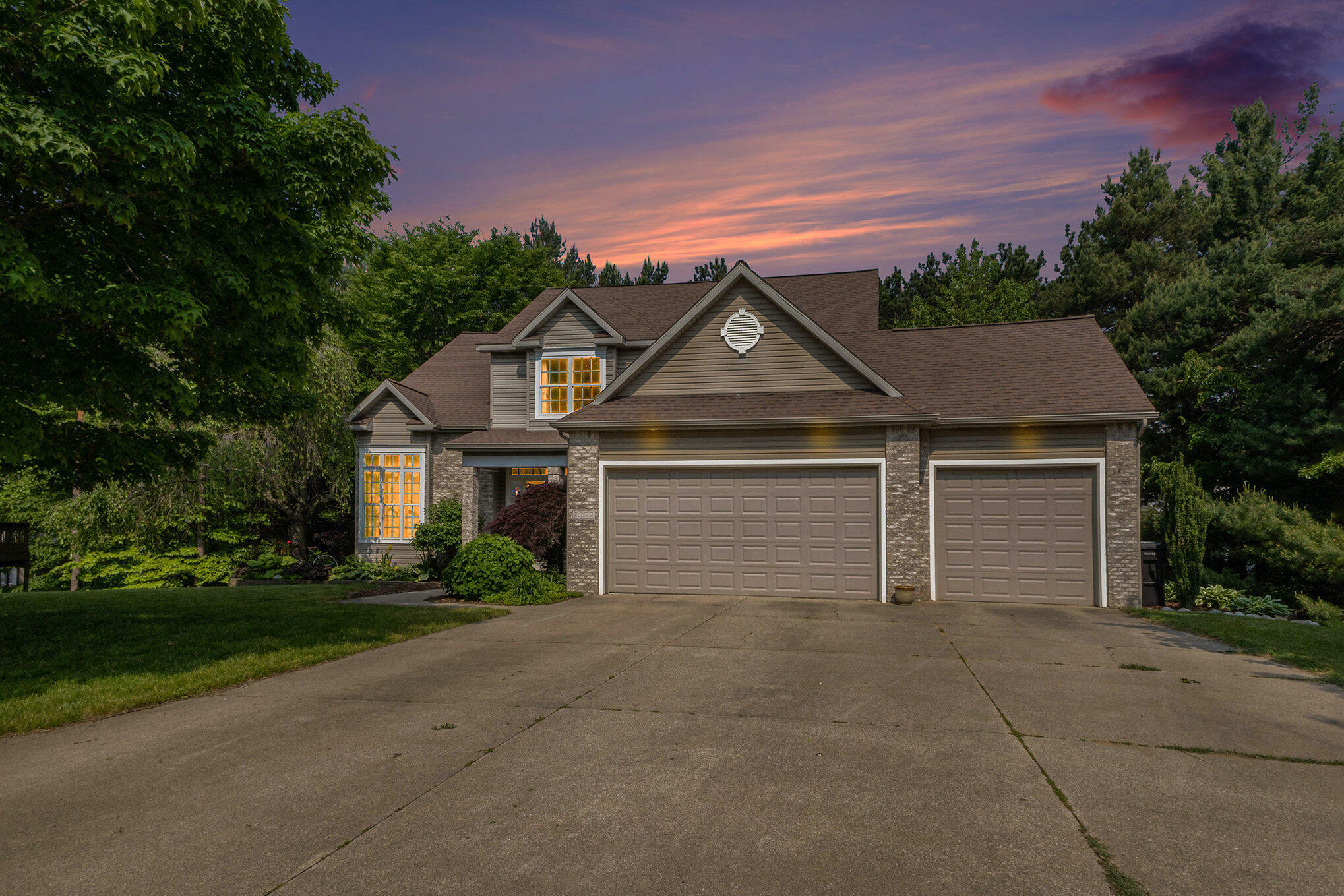 Property Photo: 2975 Pine Edge Court MI 49424