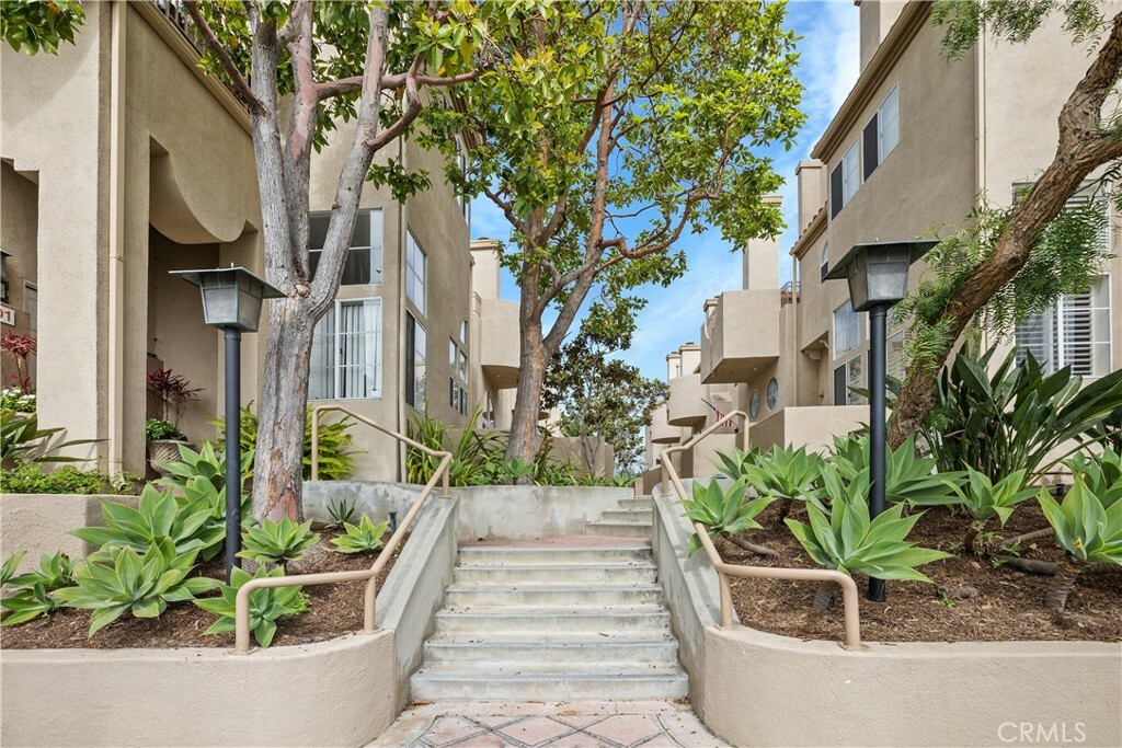 Property Photo: 8308 Atlanta Avenue 101 CA 92646