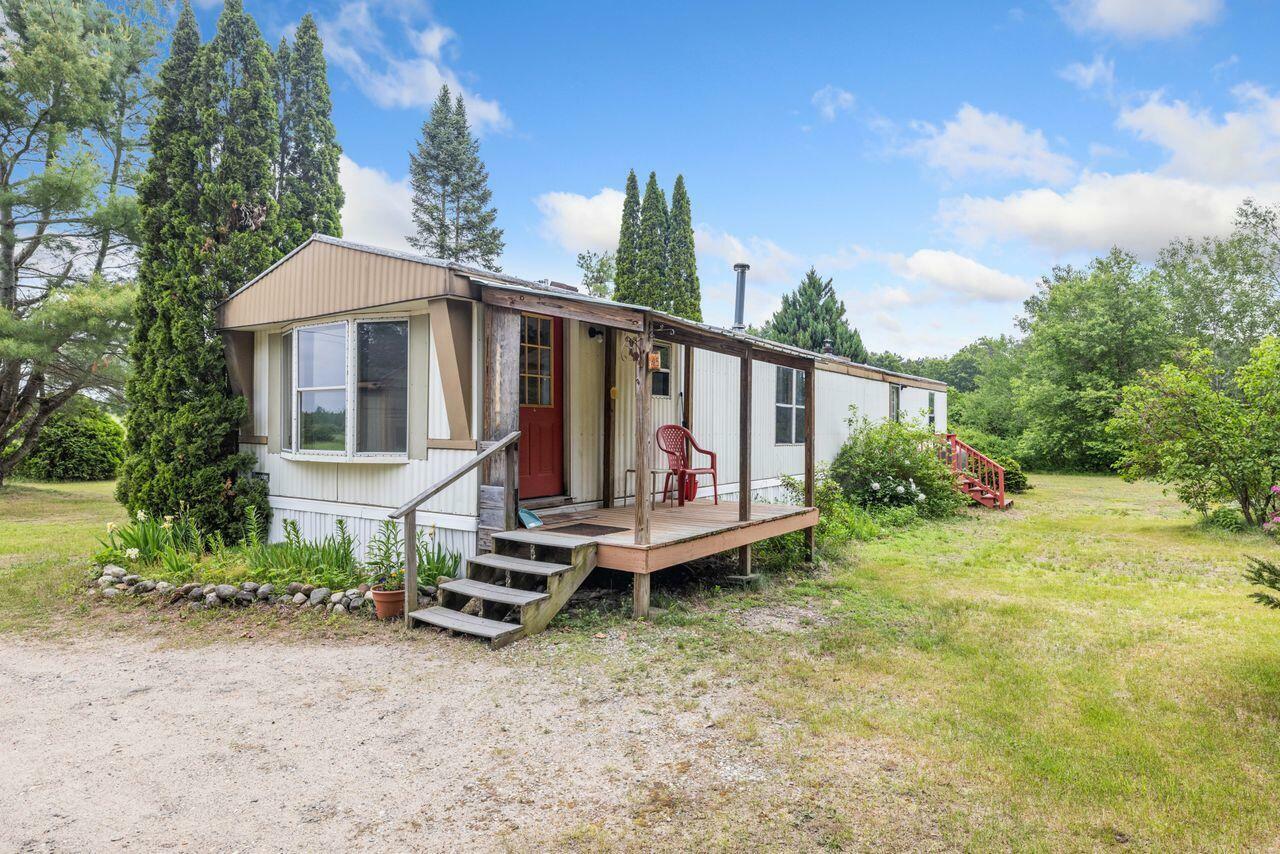 Property Photo: 574 Plains Road ME 04042