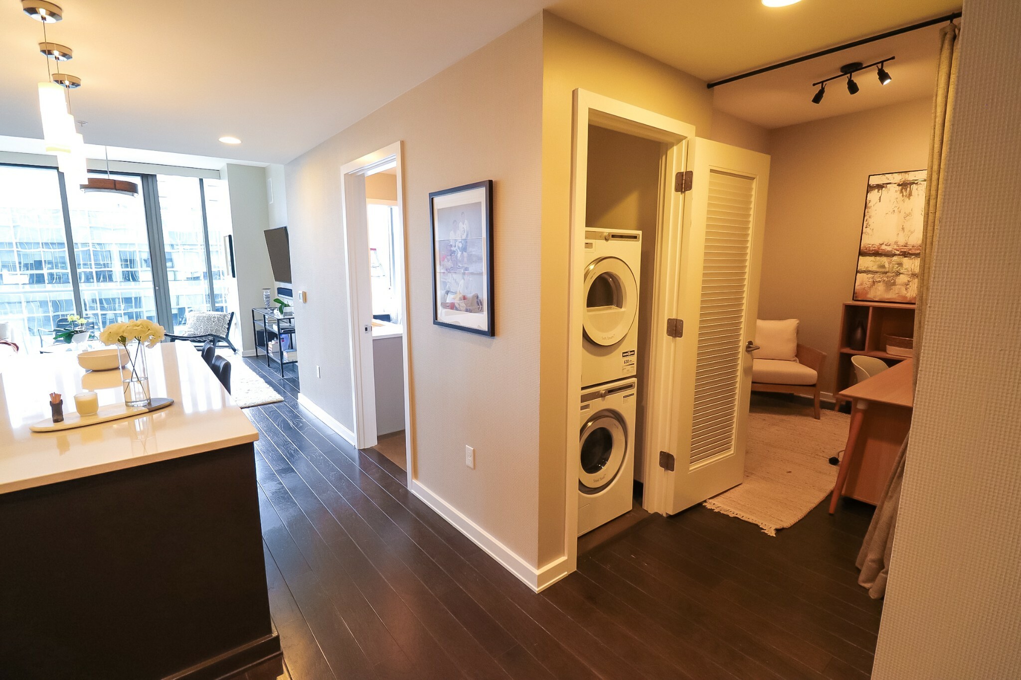 Property Photo:  1212 Laurel St 1708  TN 37203 