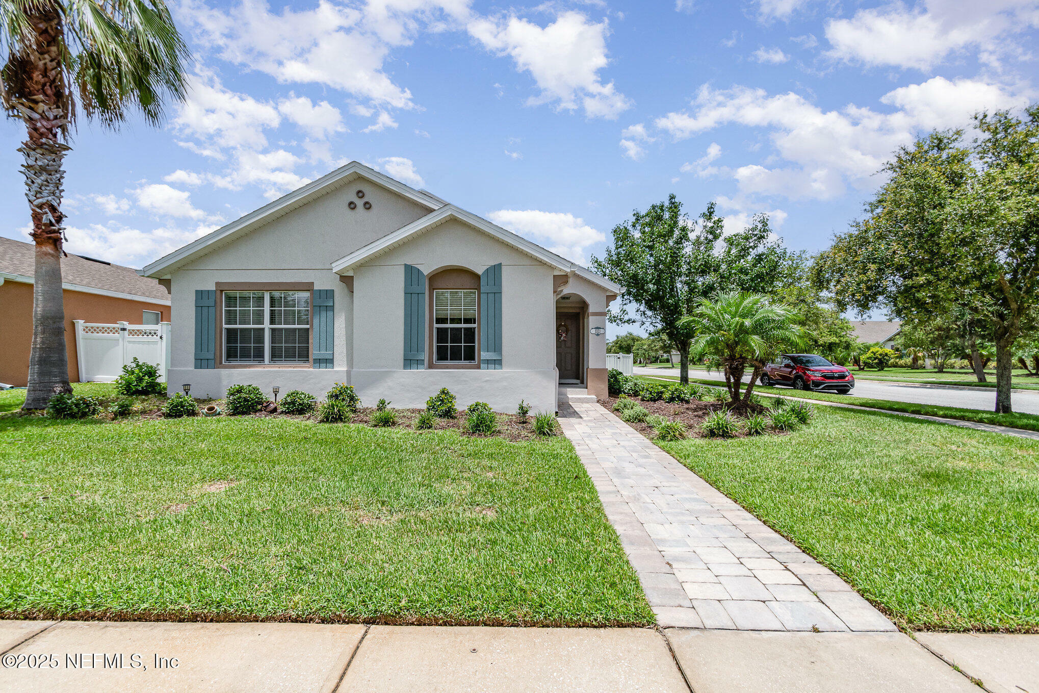 Property Photo: 3321 Pintello Avenue FL 32168