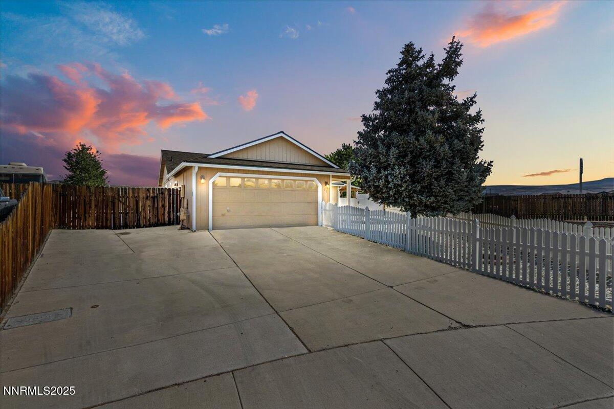 Property Photo: 51 Badger Creek Court NV 89436