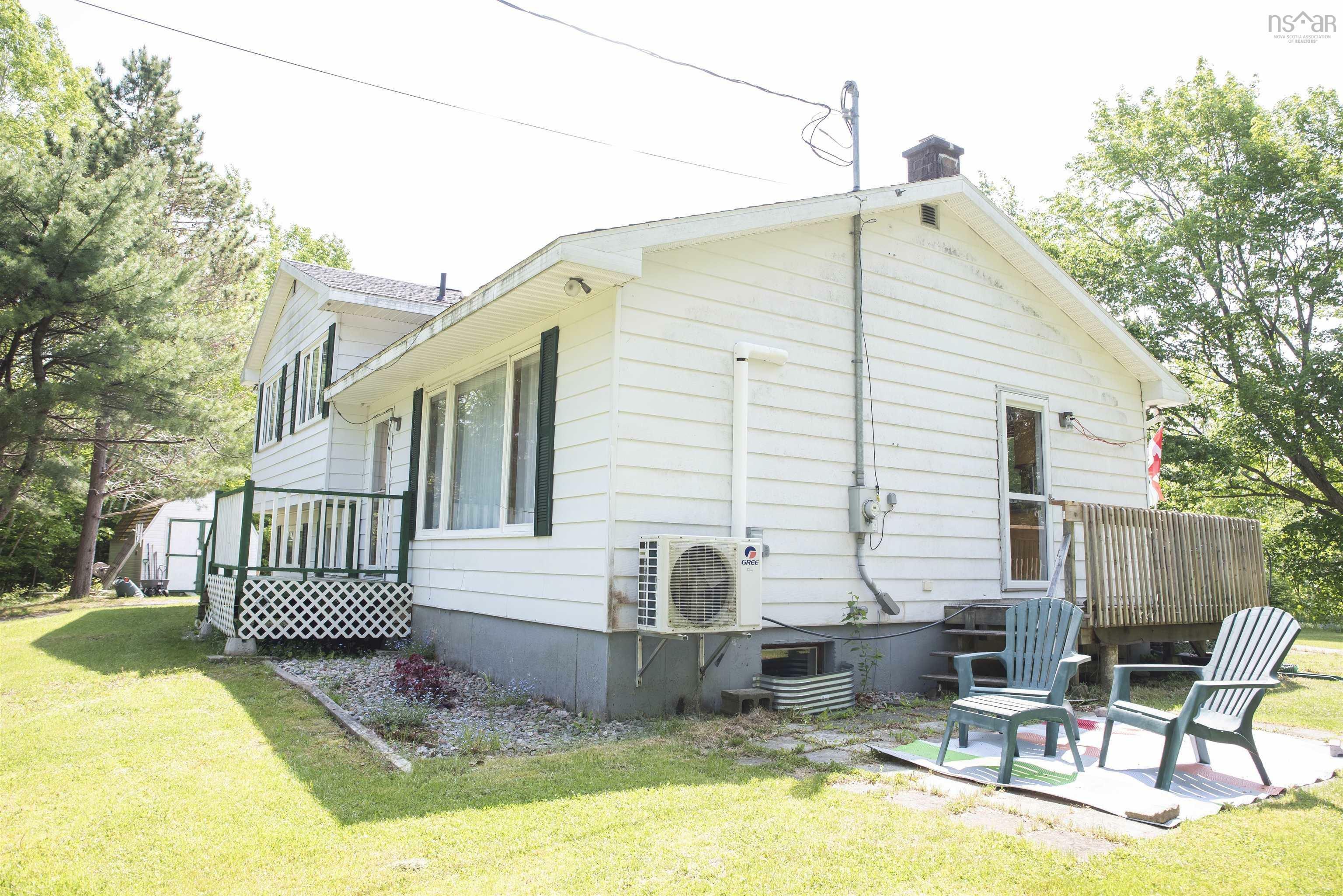 Property Photo: 1505 Coxheath Road NS B1L 1B3