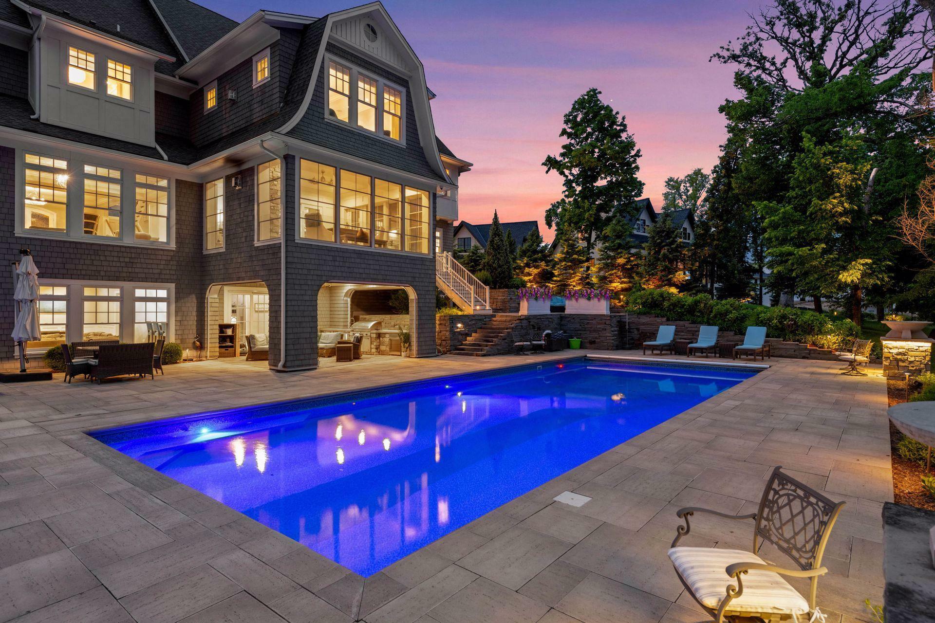 Property Photo: 3758 Woodland Cove Parkway MN 55331