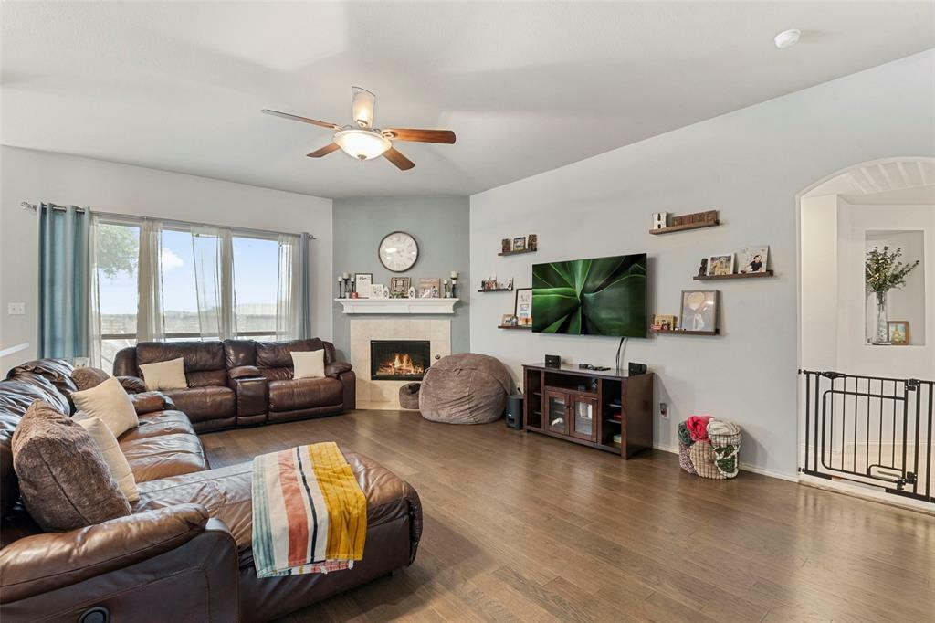 Property Photo:  6436 Meadowcrest Lane  TX 75048 