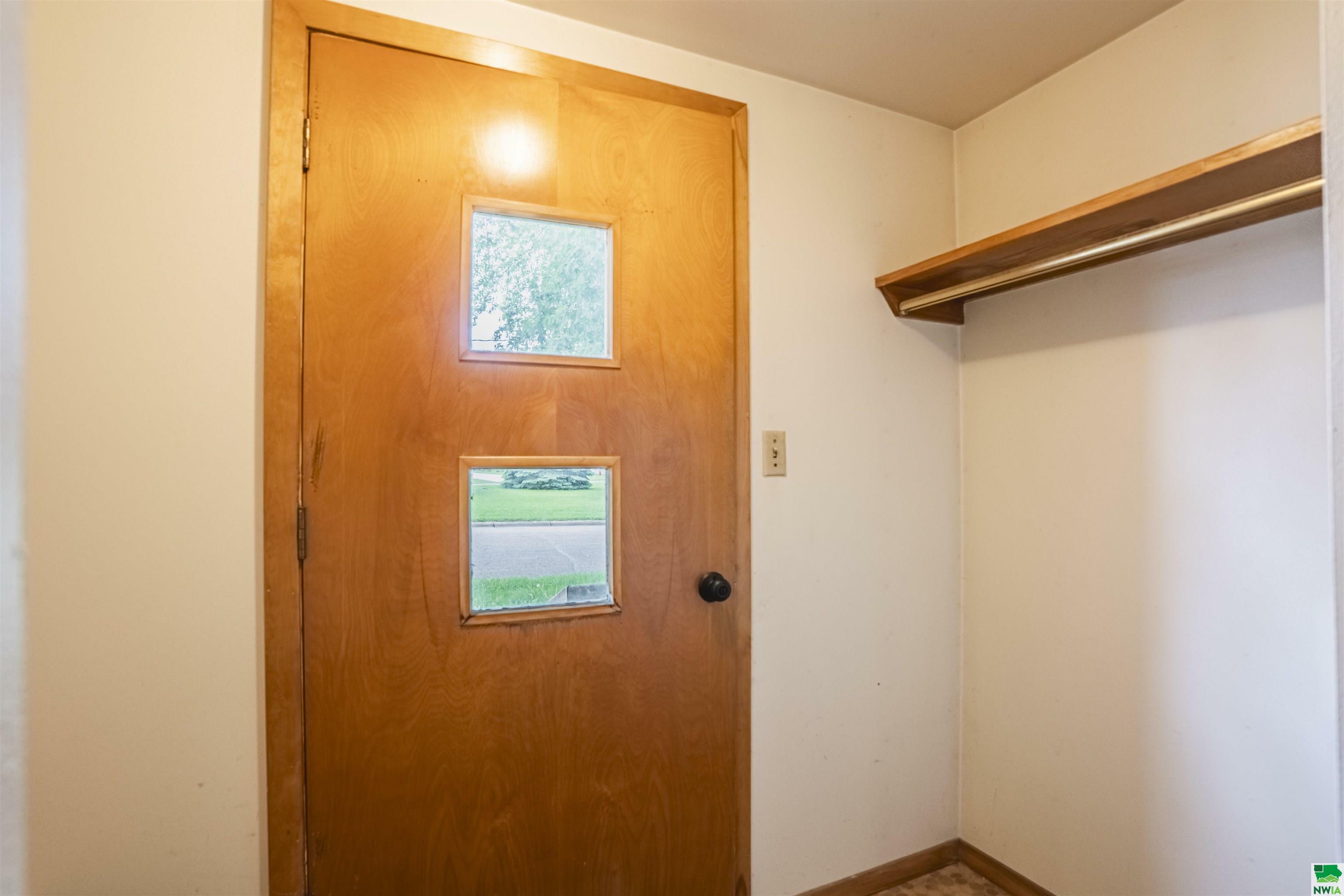 Property Photo: 209 6th Ave North IA 51238