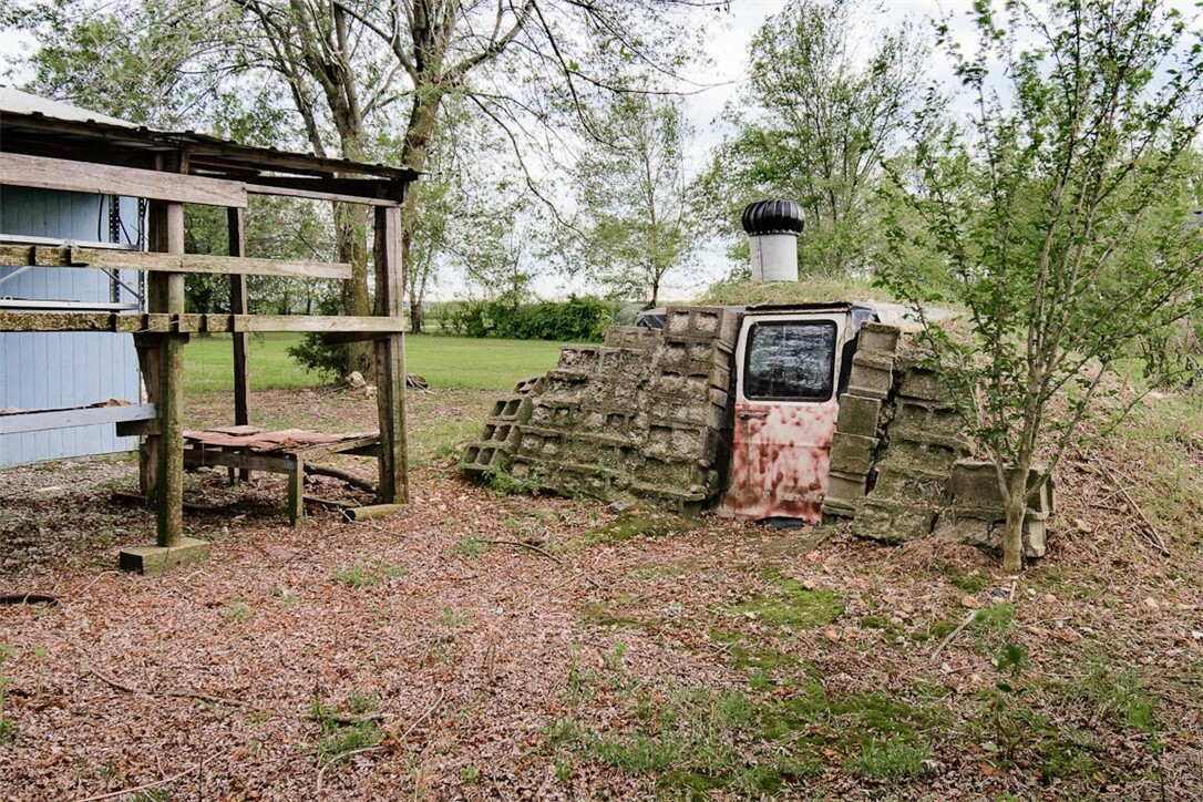 Property Photo:  20724 E 578 Road  OK 74338 