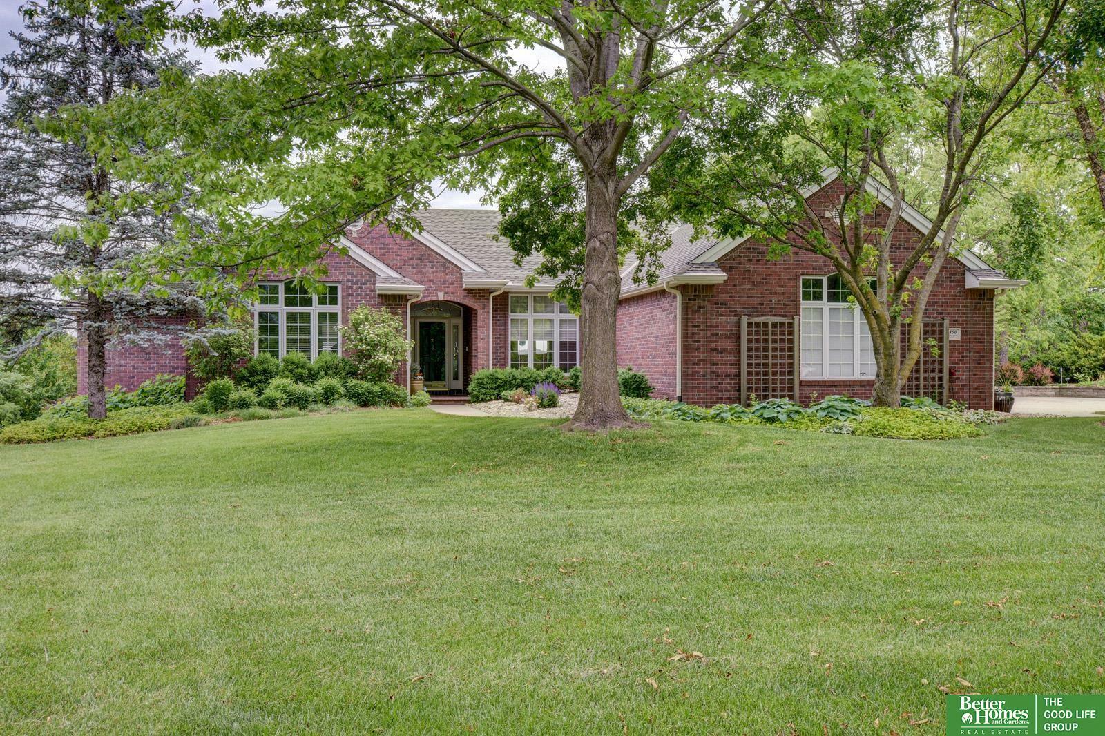 Property Photo:  5850 Country Squire Plaza  NE 68152 