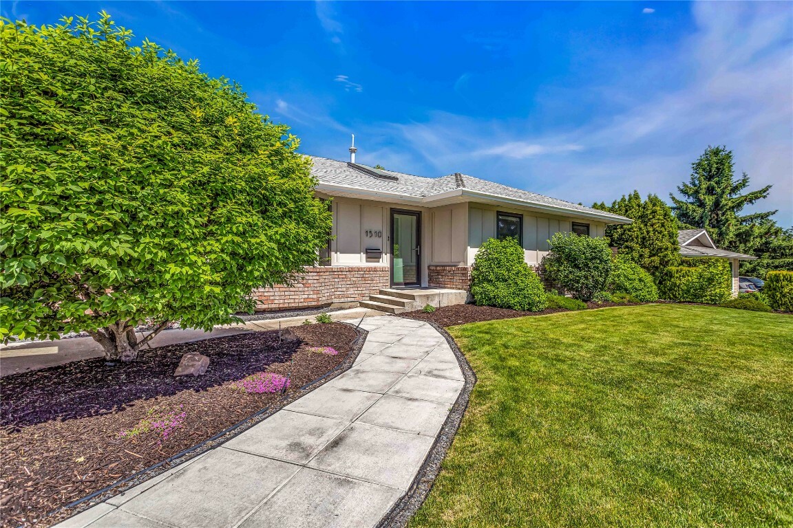 Property Photo: 1510 Appleridge Road BC V1W 3A5