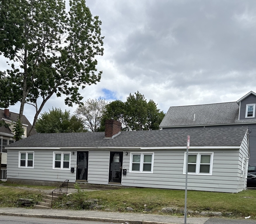 Property Photo: 231 Moore St MA 01852