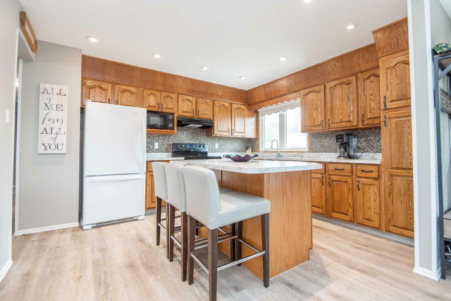 Property Photo: 19 Opal Avenue AB T4P 1S9