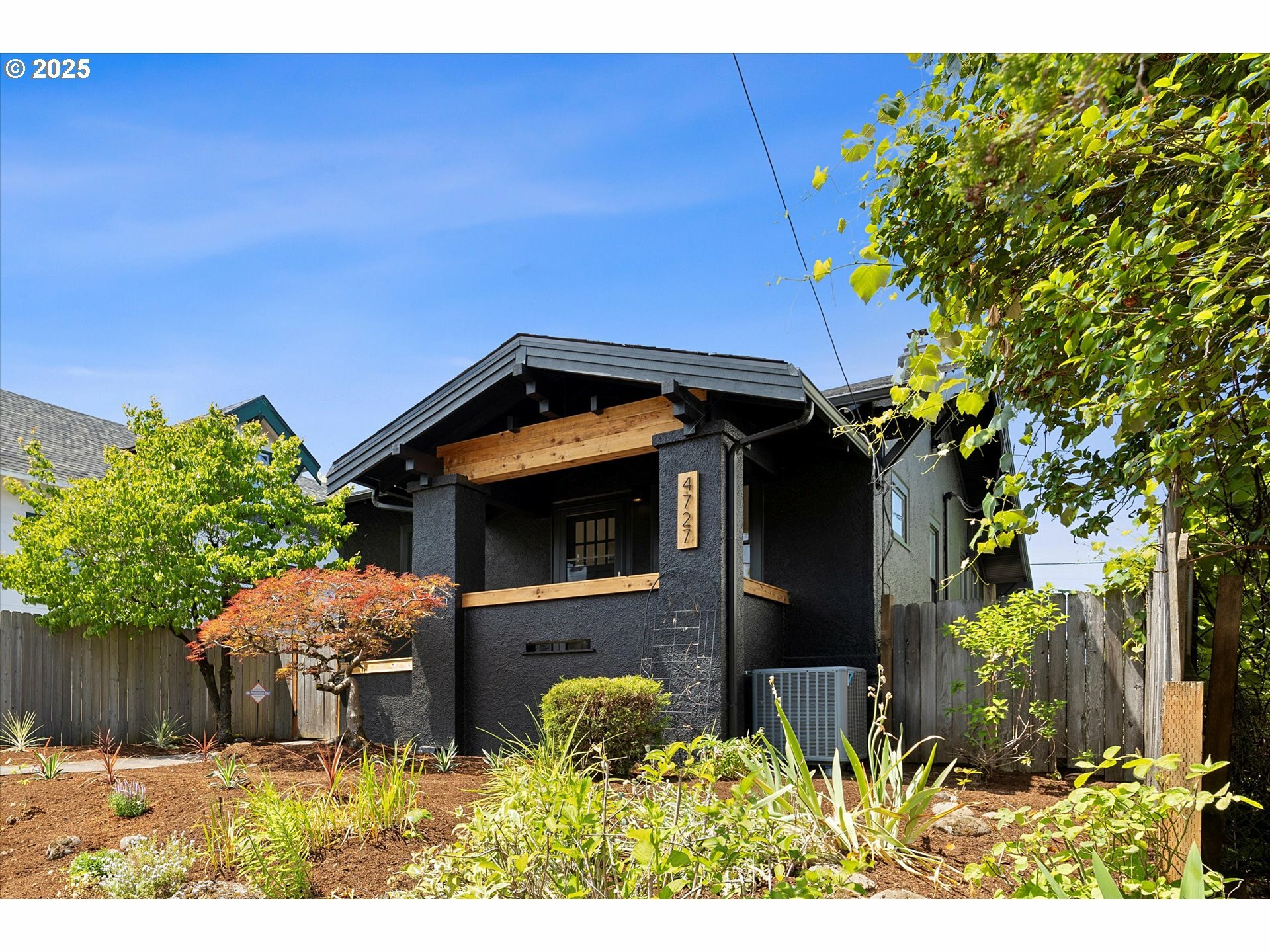 4727 NE 33rd Ave  Portland OR 97211 photo