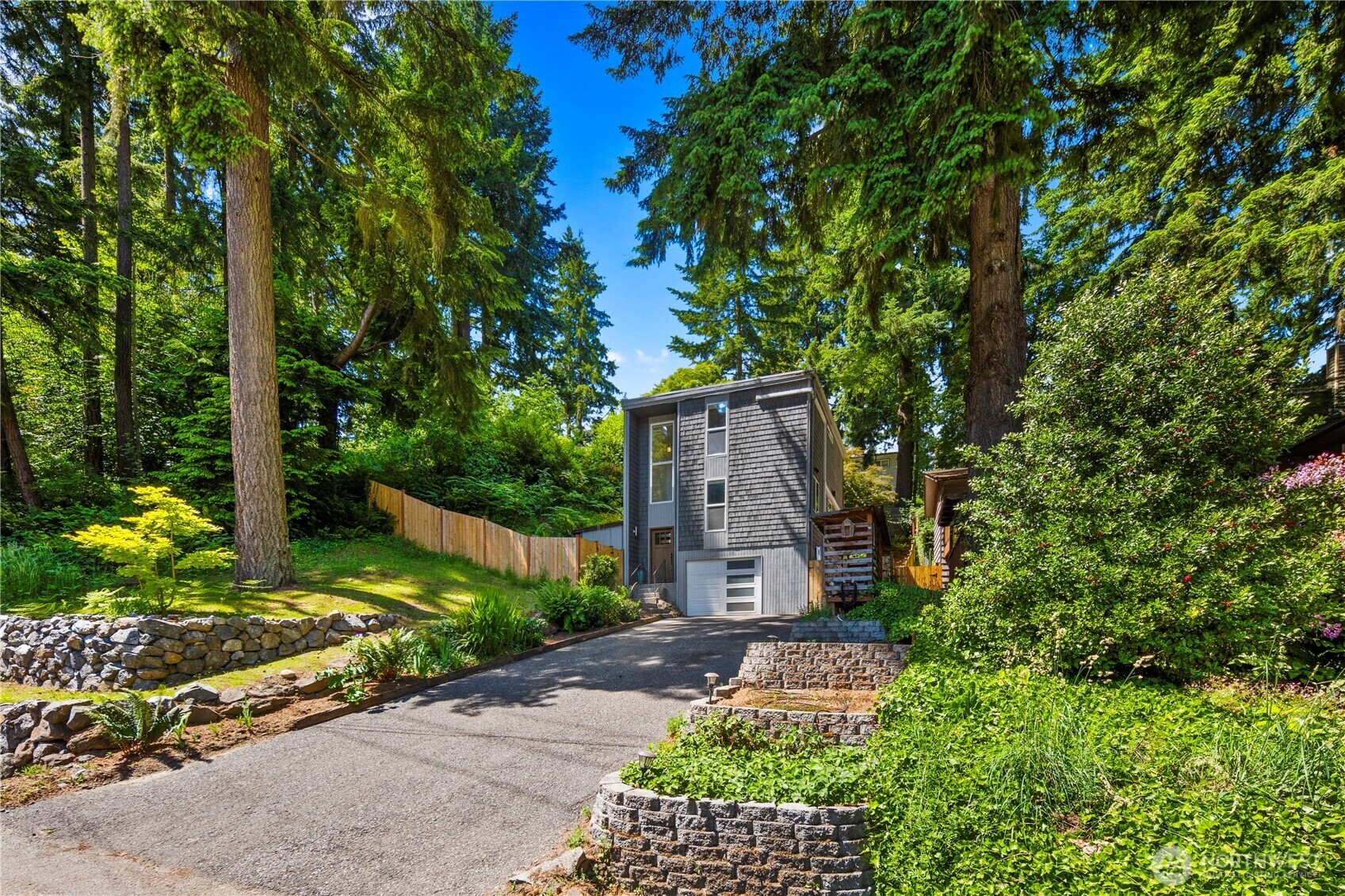 Property Photo: 19839 6th Avenue NE WA 98155